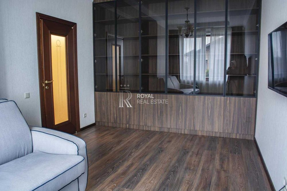 Аренда дома 327м2 КГ Солнечная Долина Романков 11 соток бассейн