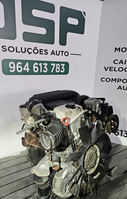 Motor Mercedes 220d ref. OM 604.910
