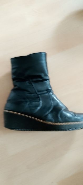 Сапоги женские зимние на меху,б.у, 38 р р