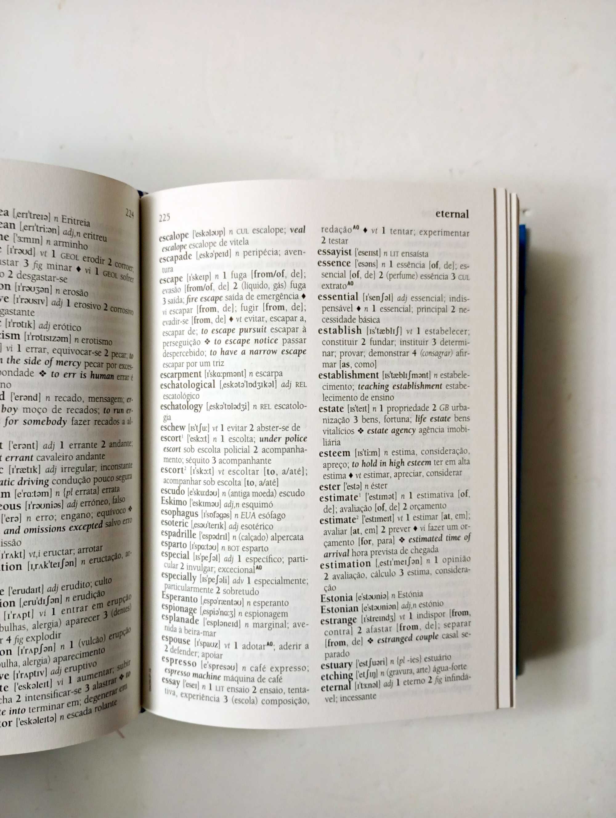 Dicionário 6 línguas- Porto Editora