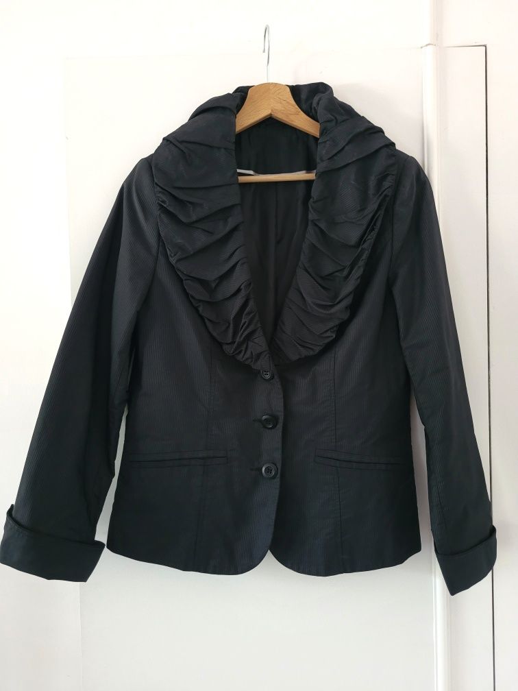 Czarna elegancka marynarka C&A r. 40