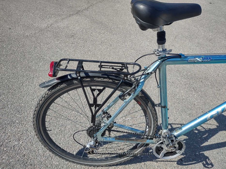 Rower trekkingowo-crossowy Giant Expert Series X 1500