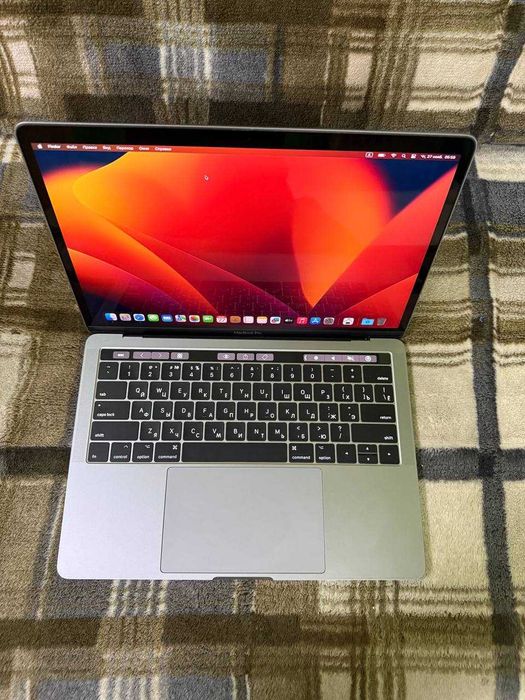 MacBook Pro 13 A1706 2016 i5/8Gb/256gb