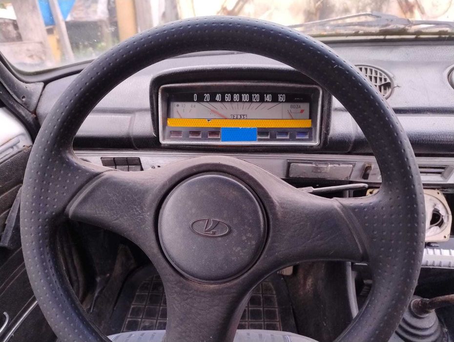 Автомобіль ВАЗ 2102