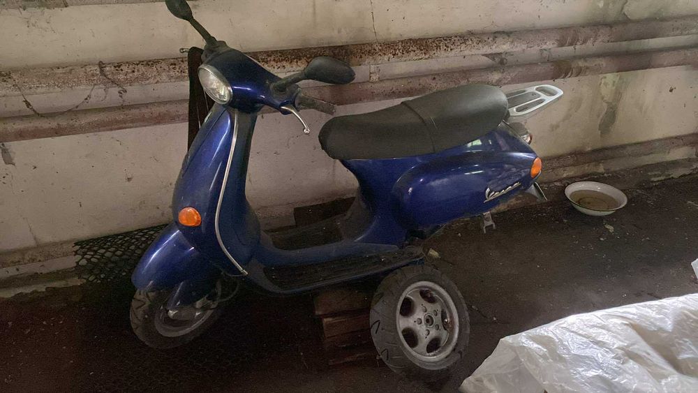 Części do Piaggio Vespa ET4 50 4T licznik, rama, silnik, koła plastiki