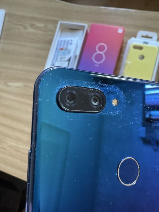 Xiaomi MI 8 lite, Global, 4/64Gb, android 10/MIUI 12 + ПОДАРКИ!