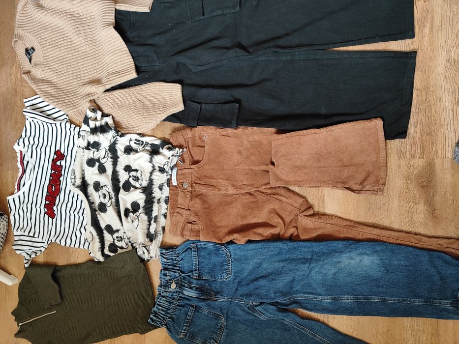 Пакет одягу на дівчинку 11-12 років