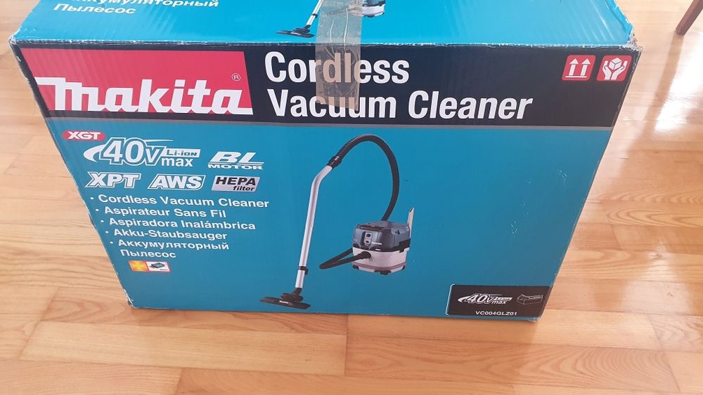 Makita odkurzacz akumulatorowy VC004GLZ01 z AWS. Nieużywany.