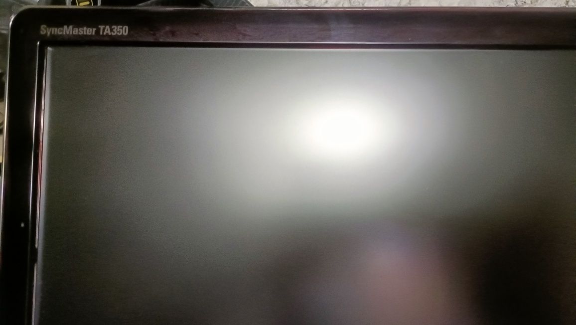 Monitor Samsung 22 całe z opcją telewizora
