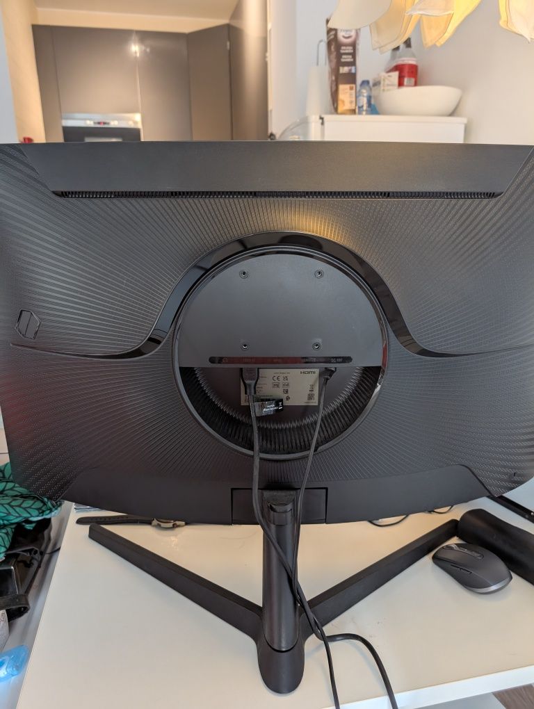 Monitor Curvo Samsung Odyssey G5 32" WQHD 144Hz – Excelente Estado