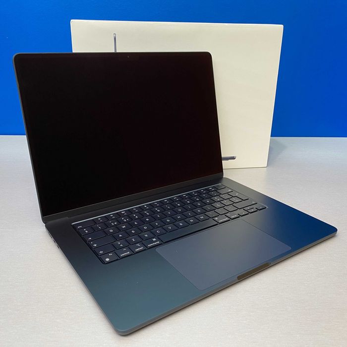 Apple MacBook Air 15.3" (2023) - M2 8-Cores/8GB/256GB SSD