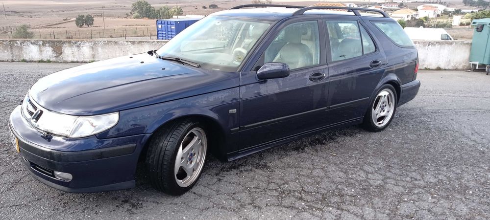 Saab 95 aero
2.3 turbo gasolina/GPL
250cv