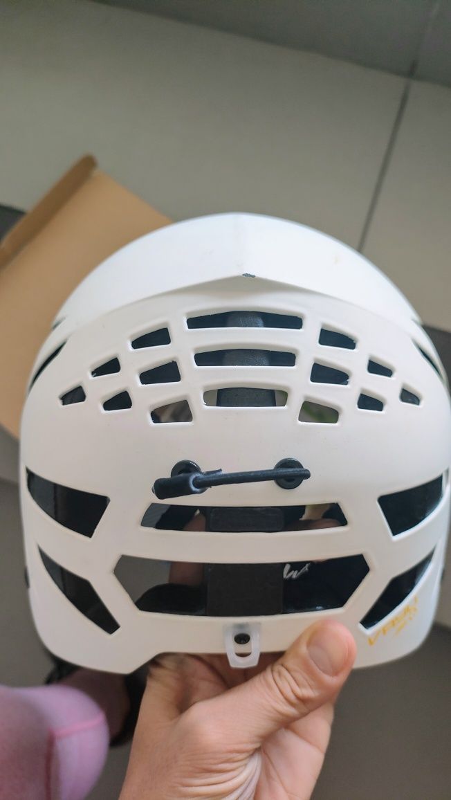 kask górski Salewa ultralekki kask trekkingowy