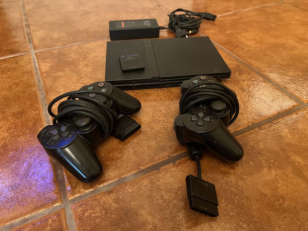 Playstation 2 - 2 Comandos / Cartão Memoria 8MB - Para Pecas