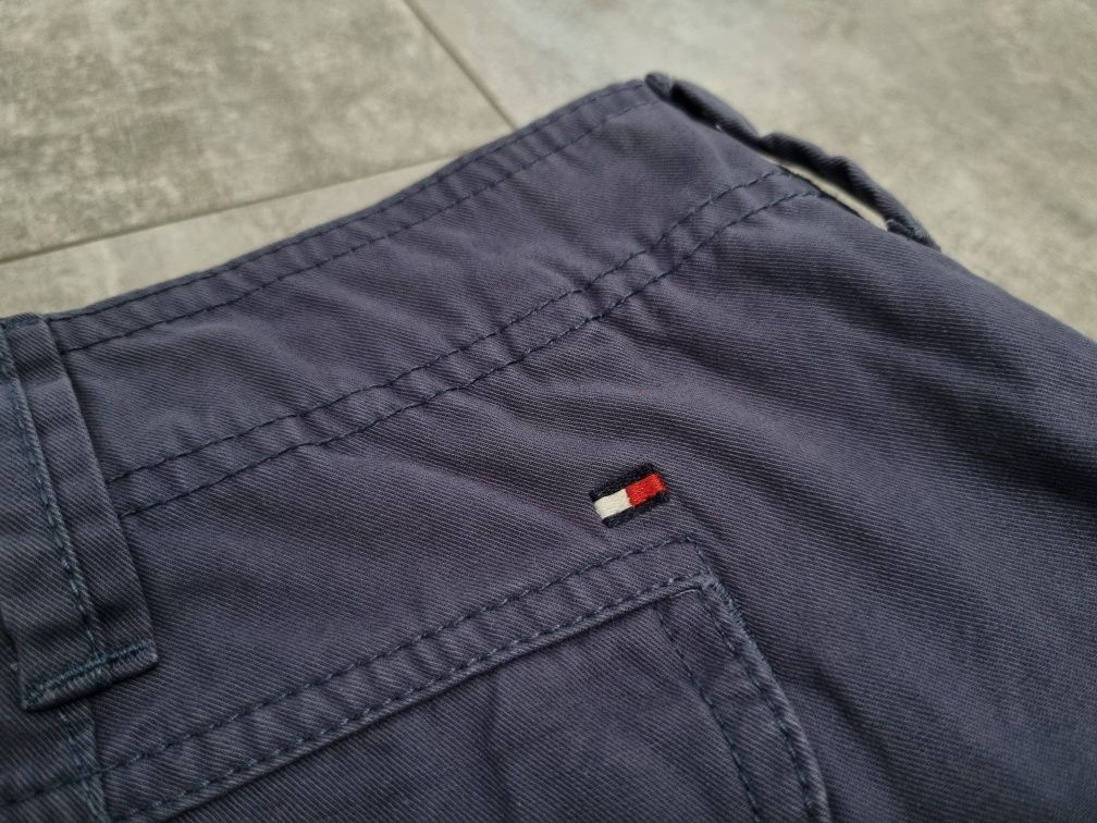 Tommy Hilfiger bojówki
