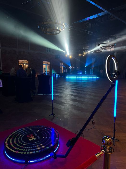 Fotobudka 360, Biały miś, Stich, dmuchany namiot imprezowy