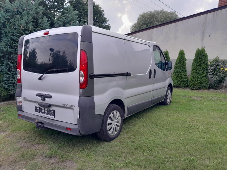 Opel vivaro sprowadzony klima