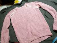 Bardzo ładny różowy sweterek