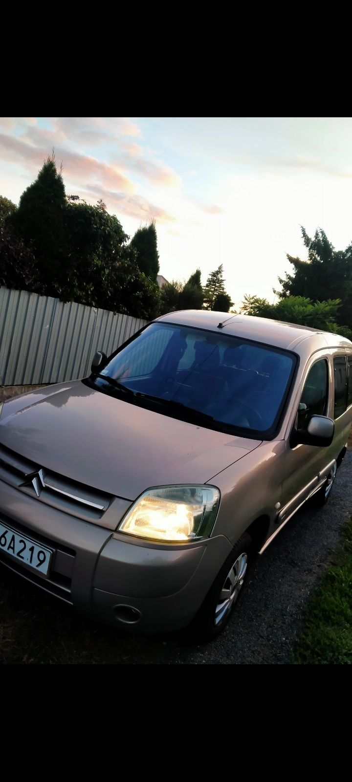 Peugeot partner multispace ocynk prosty silnik 8 zaworowy benzyna
