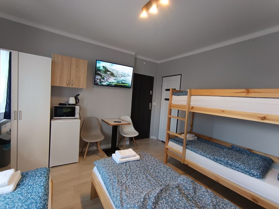 Pokoje z łazienkami, kwatery, noclegi