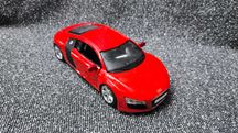 Модель Audi R8 масштаб 1:24 Maisto