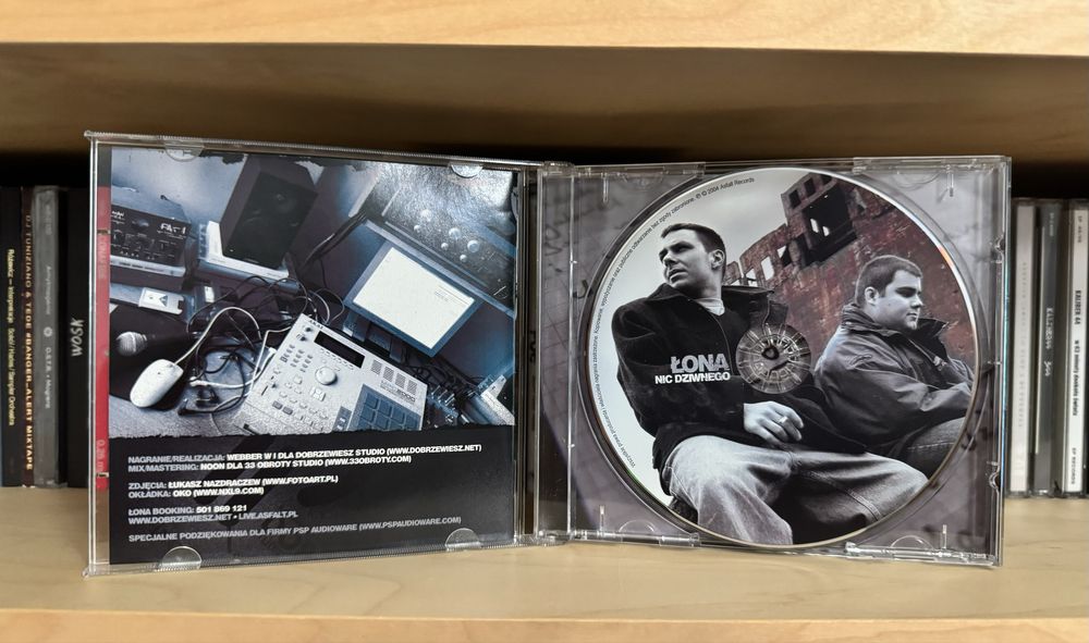 Łona - Nic dziwnego, CD