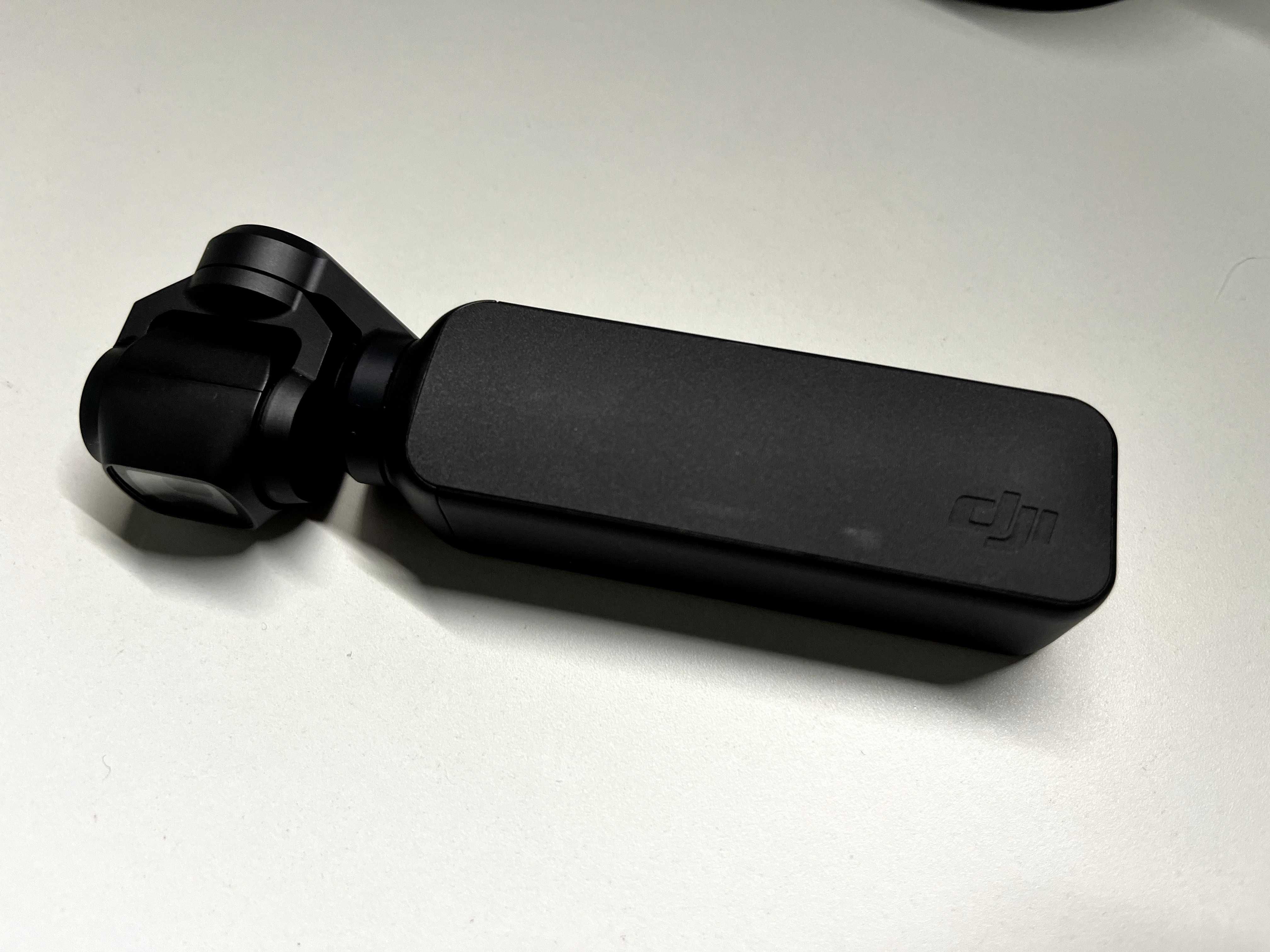 Камера DJI Osmo Pocket COMBO + додаткові аксесуари