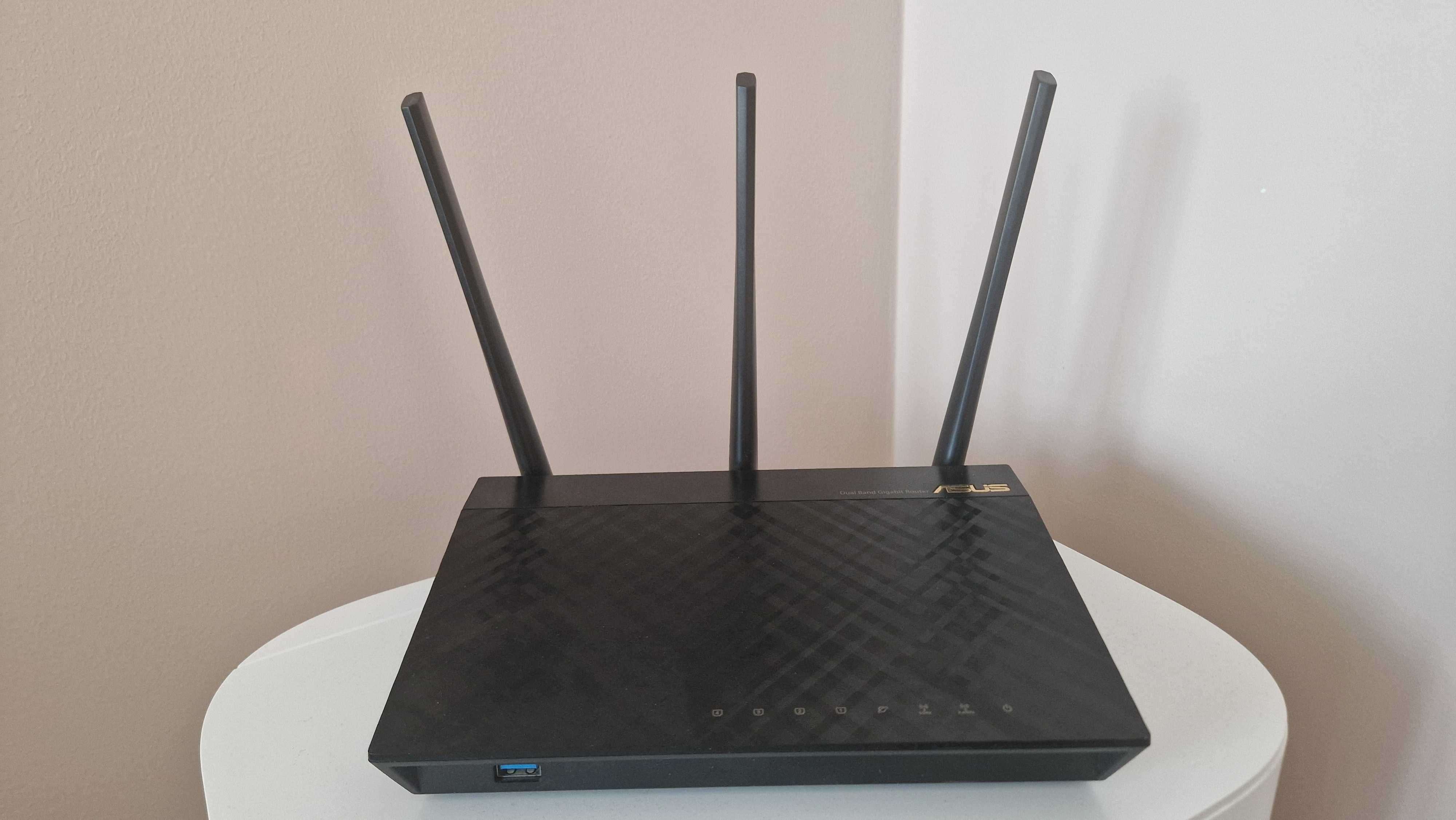 Роутер Asus RT-AC66U B1