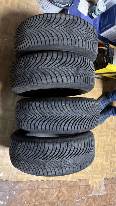 Komplet opon zimowych BMW 1 i 2 Michelin ALPIN 5 205/55 R16 91 H