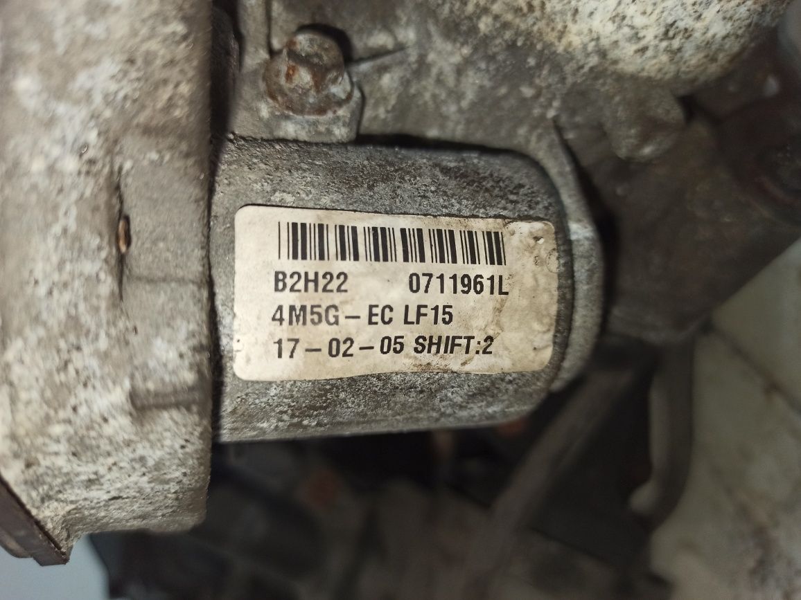 Впускний колектор 4m5g9424fp Volvo S40 V50 C30 Ford Focus C-max 1.8
