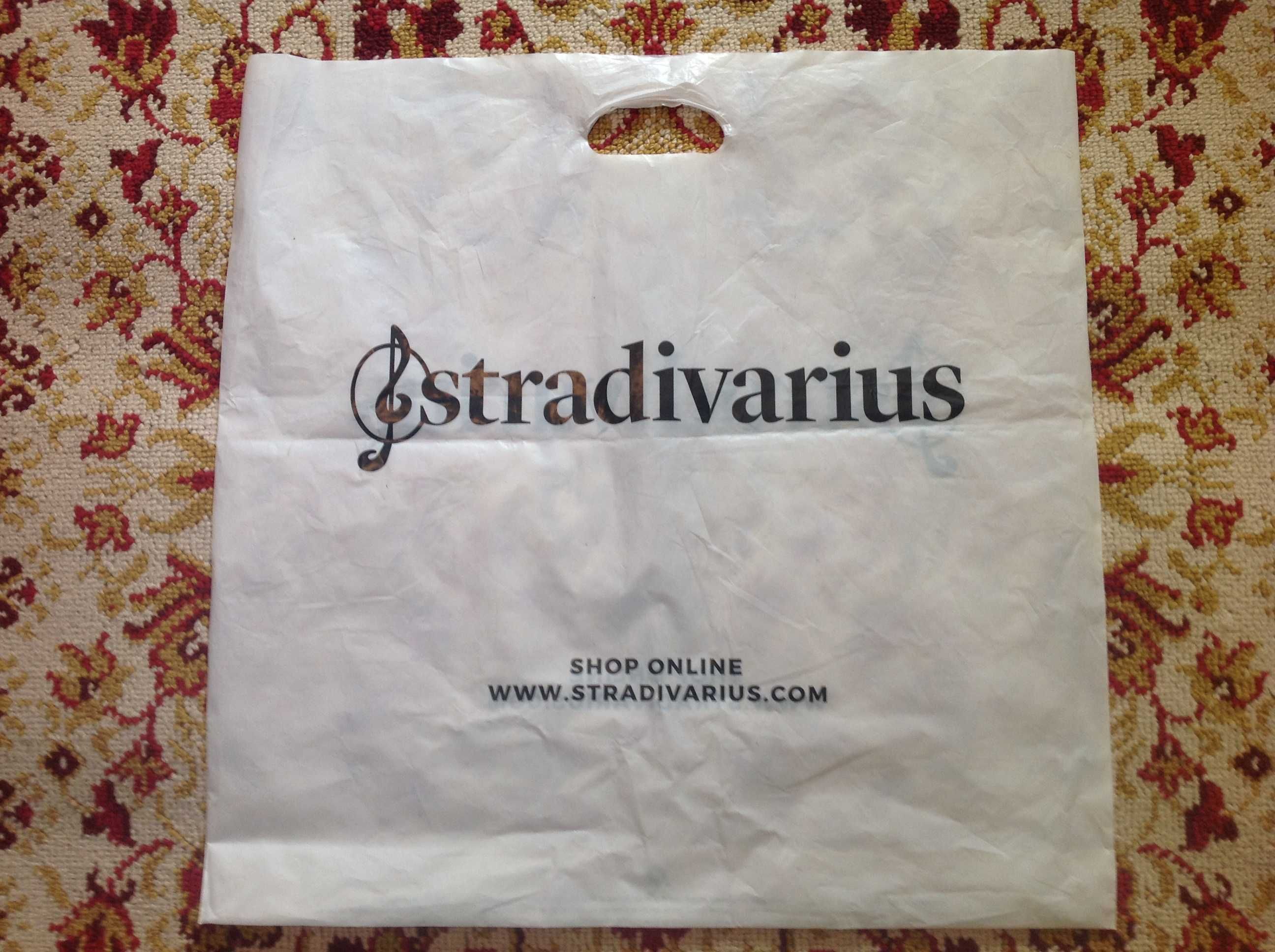 Saco plástico - Stradivarius - colecção