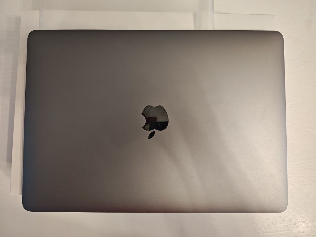 Apple MacBook Air 2020 ! Okazja ! Sprzedam ! 8GB DDR4! Dysk SSD!