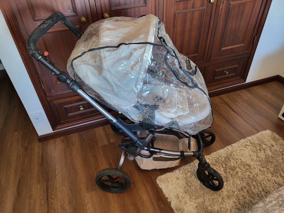 Conjunto duo Jané epic com cadeira Jané Matrix 2