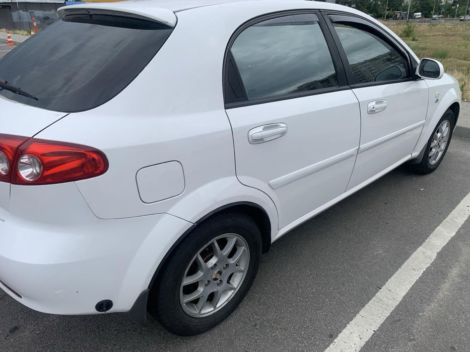 АВТОМОБІЛЬ Chevrolet  2008