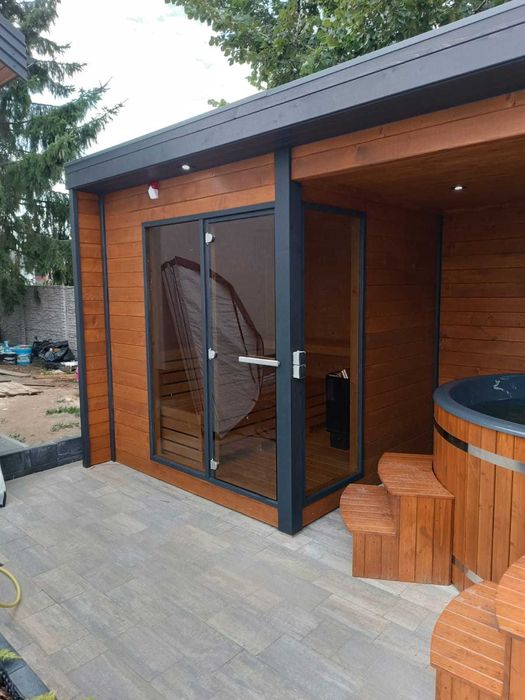 Sauna ogrodowa z miejscem na balie, sauna zewnętrzna
