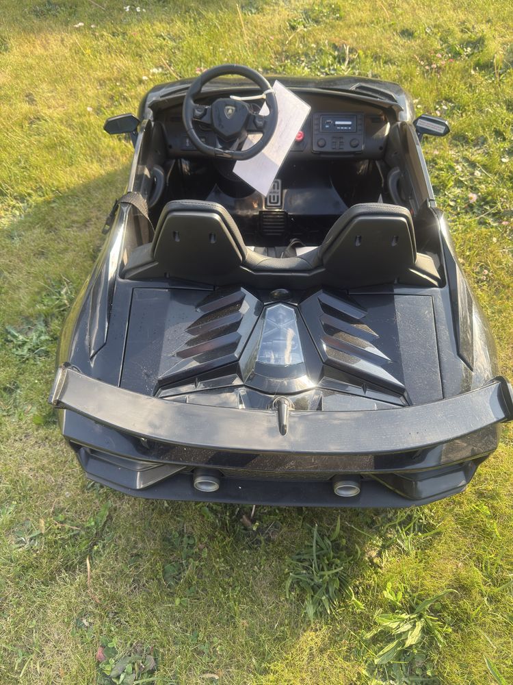 Lamborghini z funkcją driftu na akumulator dla dwóch osób