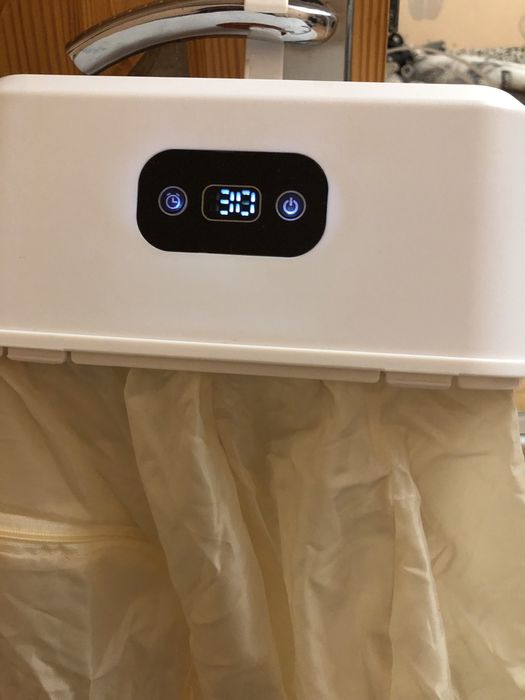 Автоматична сушарка для одягу з чохлом . Електрична