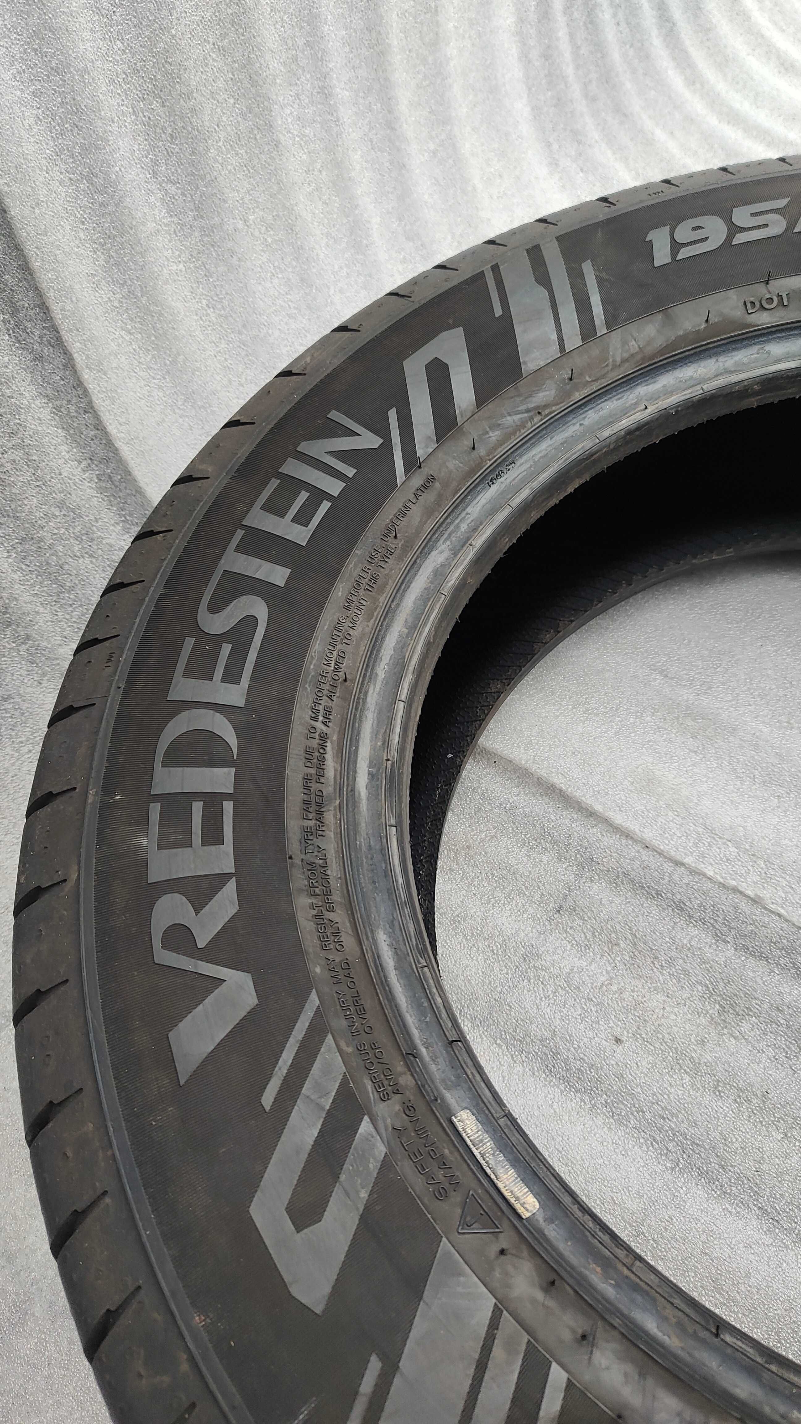 Opony Letnie 195/75/16C Vredestein 2022r 7,5mm Bliźniak Sprinter Iveco