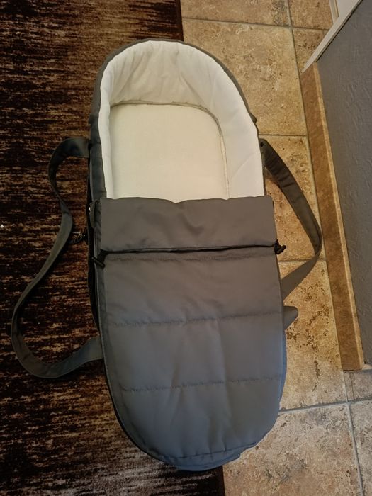 Gondola uniwersalna do wózka,  spacerówki. Nosidło do spacerówki.