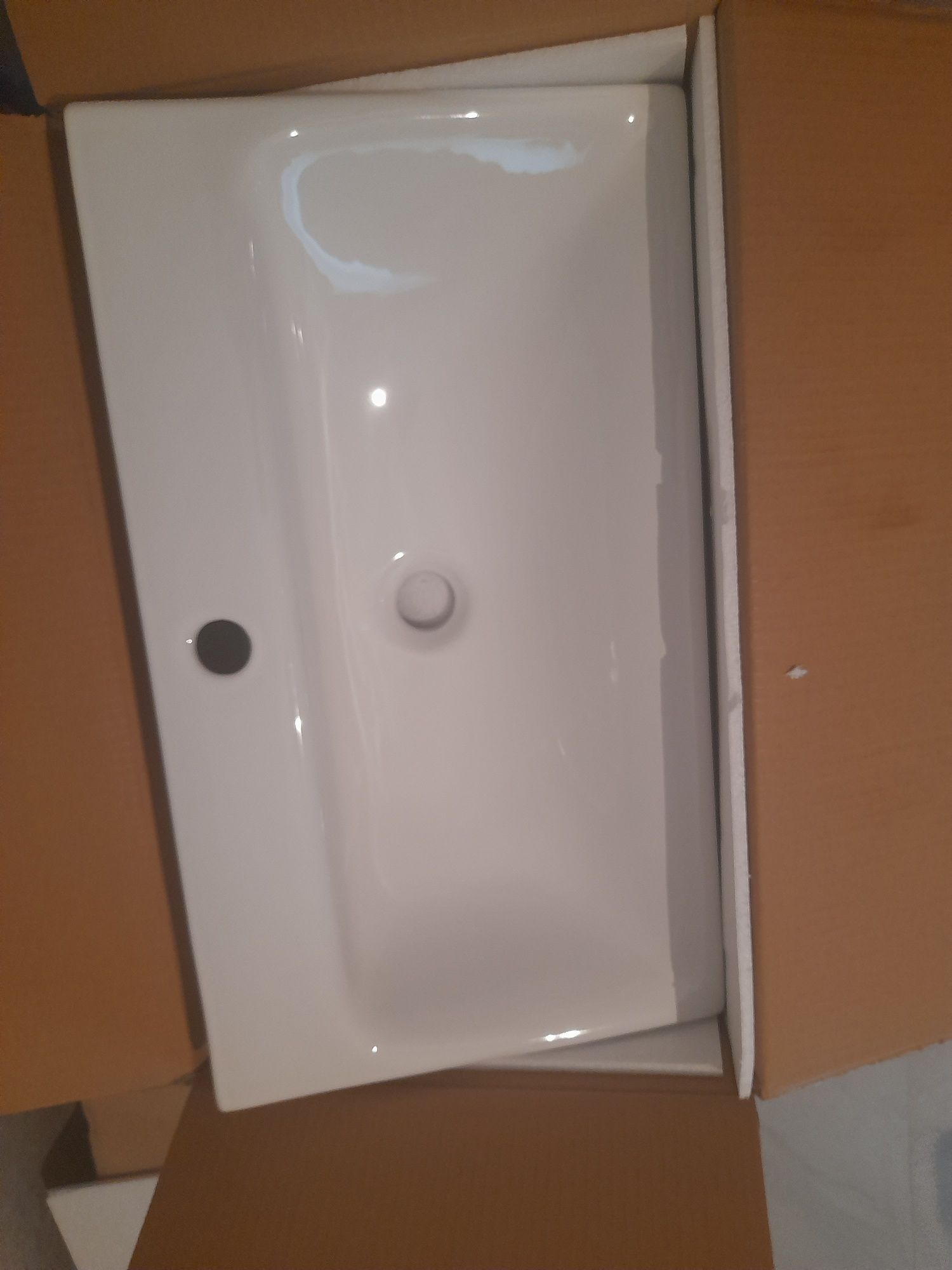 Umywalka Ceramiczna NOWA 60×40