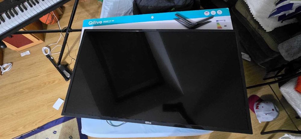 Smart TV Qilive 40” Q40FS232 – Ótimo estado!