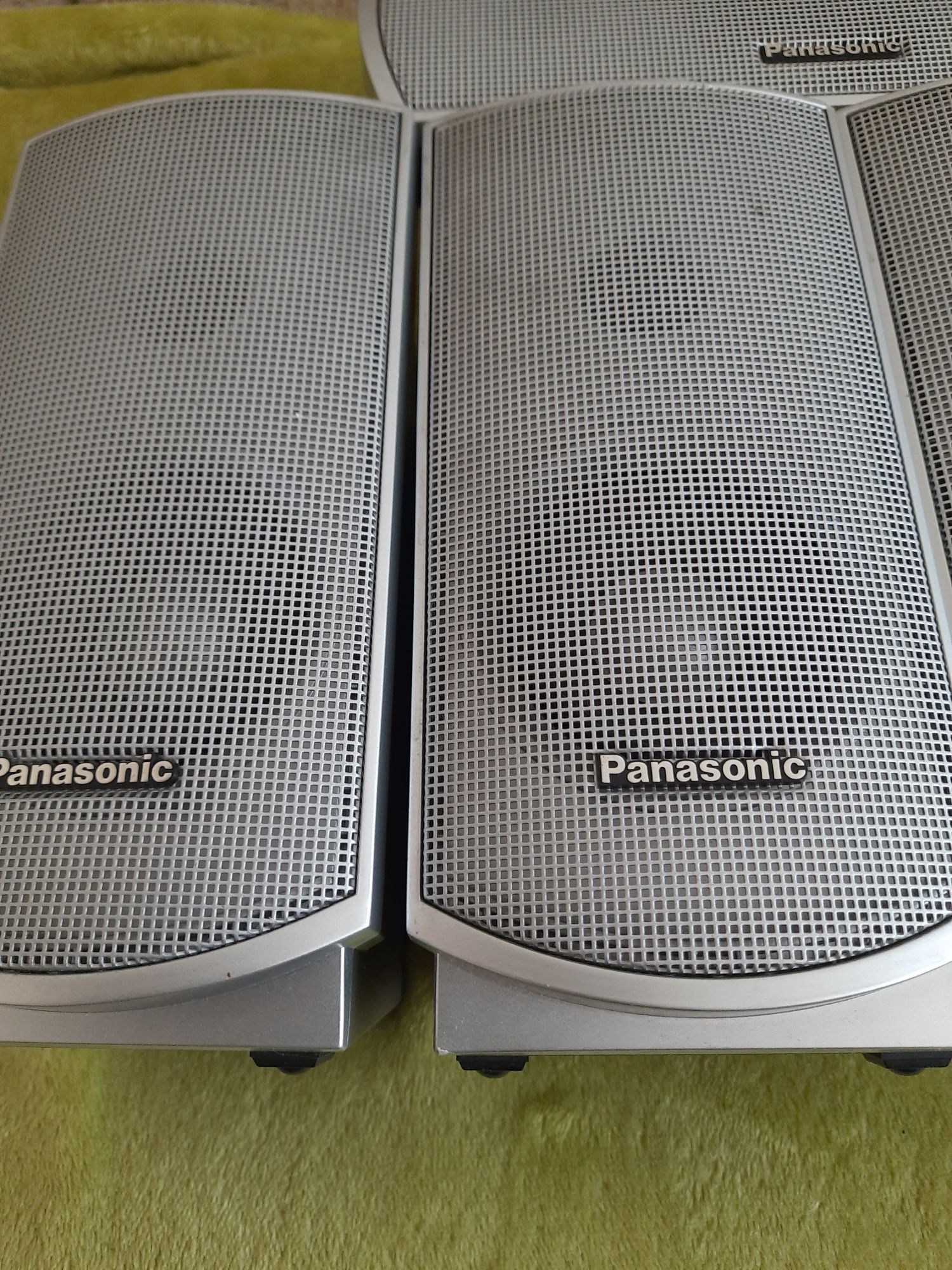 Komplet głośników 70W marki Philips od kina domowego