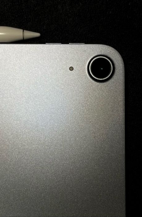 iPad Air 4. generacji 10,9” (64 GB, Wi-Fi) + Apple Pencil 2