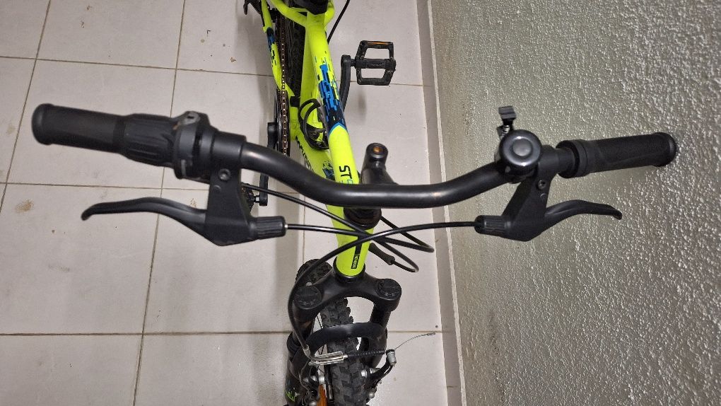 Bicicleta criança Btwin Rockrider