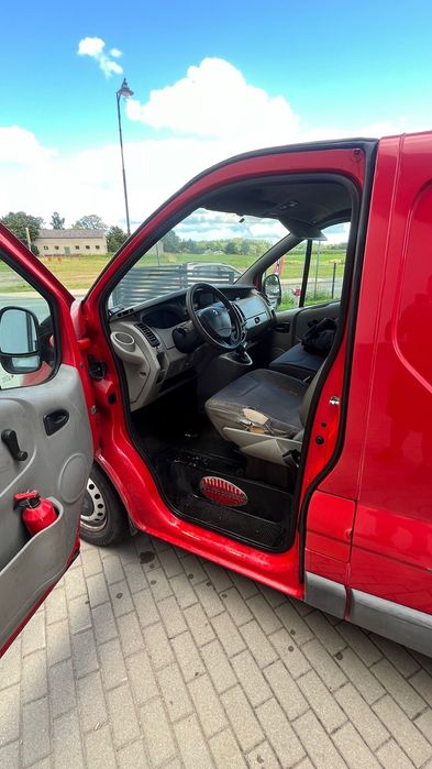 Renault Trafic okazja Blaszak Bus 1.9
