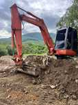Екскаватор 4500 кг. послуги
