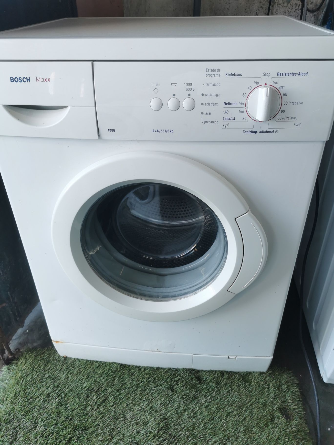 Máquina lavar roupa bosch 6kg faço entrega
