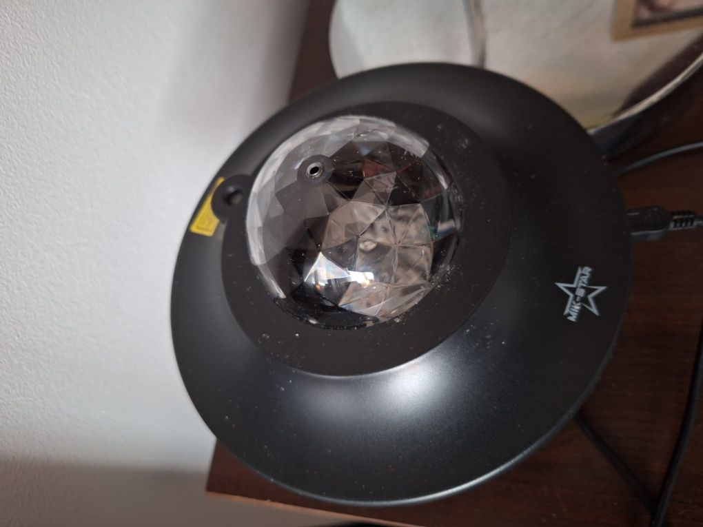 Projektor + USB + Bluetooth