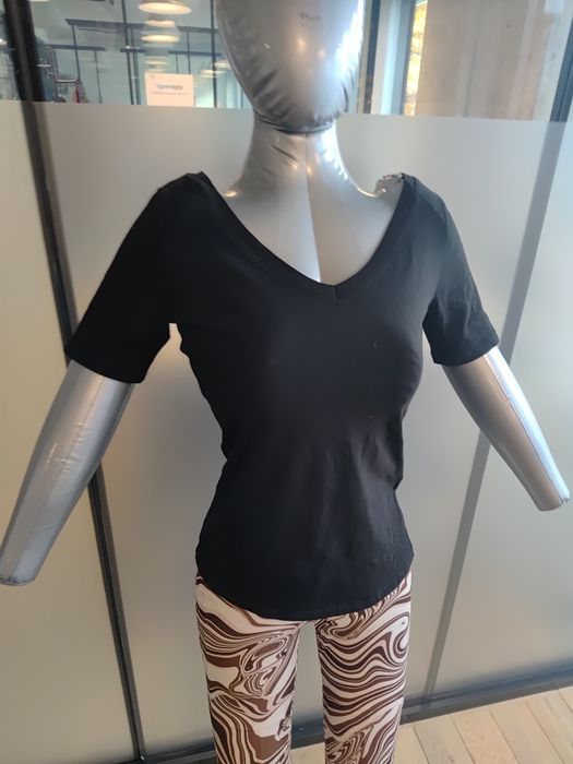 Koszulka top Reserved M 38