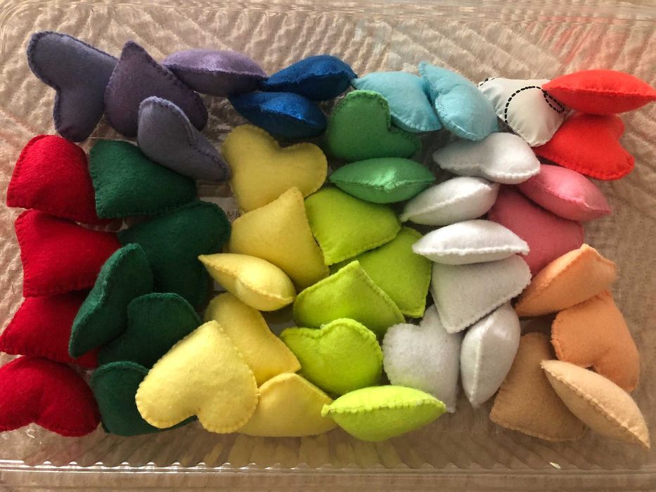Corações em feltro almofadados 5X5 cm